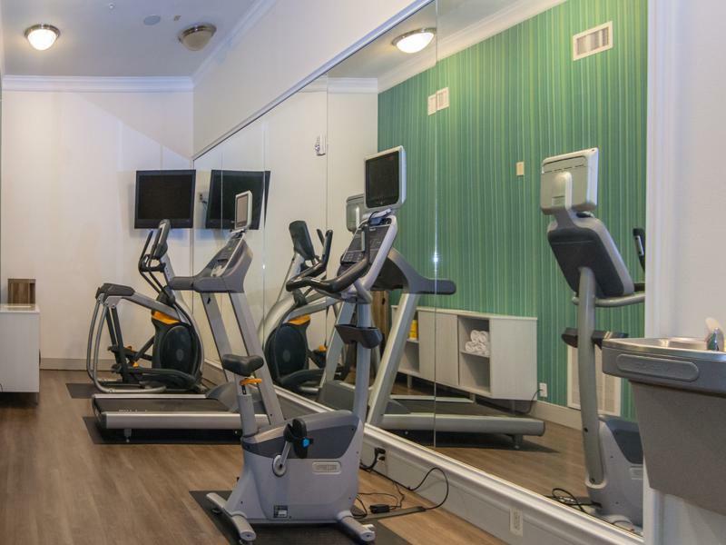 Holiday Inn Express Houston-Alvin By Ihg Buitenkant foto